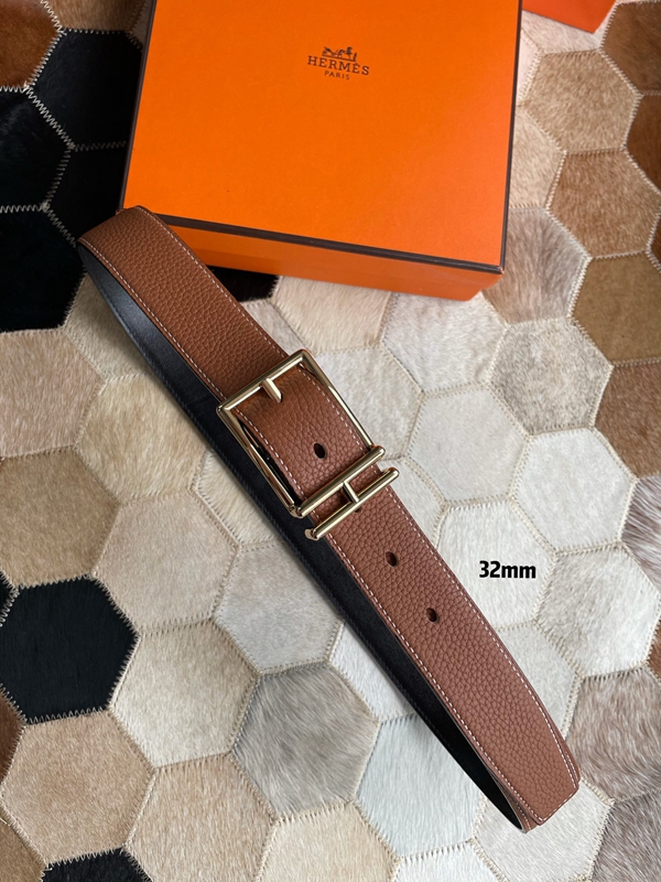 エルメスベルト背面デザイン